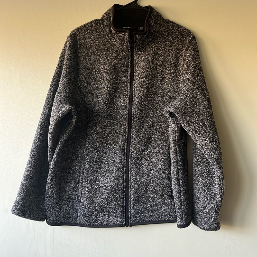 Women’s Swiss Tech black/white fleece lined long sleeve full zip jacket size XL